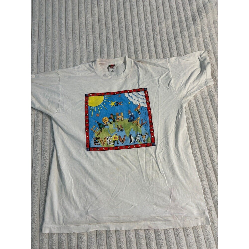 Vintage Human-i-Tees Earth Day Is Everyday single stitch t shirt XL white 90s